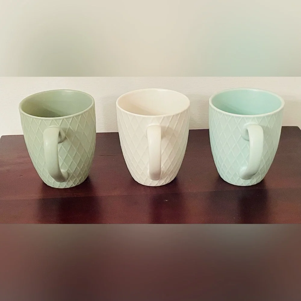 KIVY Minimalist Matte Ceramic Mug Set Of 3: Textured Diamond Pattern 14oz